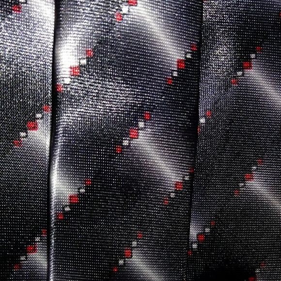NWT-New without tags.Nisen.Mens black squared tie - Picture 4 of 4